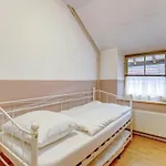 Holiday home Beautiful In